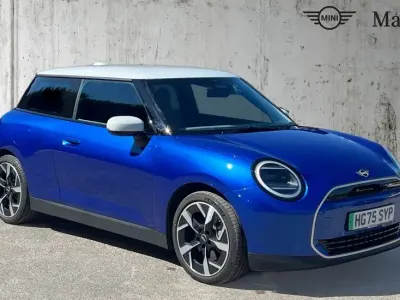 Used Mini Cooper Exclusive 135 kW (184 HP) 2026 Blazing blue Hatchback