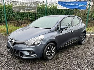 Grey Used 2025 Renault Clio V Play | £8,150 (Super price)