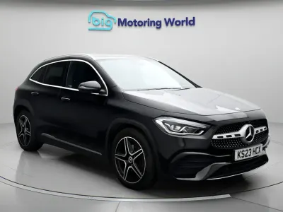 Used Mercedes GLA200 Executive 163 HP (119 kW) 2023 Black SUV