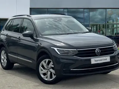 Used VW Tiguan Life 150 HP (110 kW) 2022 Dolphin grey metallic SUV
