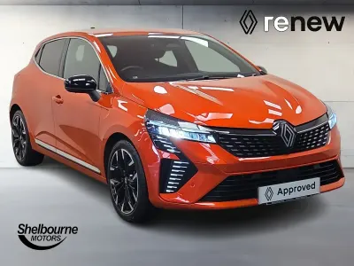 Usado Renault Clio V Techno 90 CV (66 kW) 2025 Naranja Utilitario