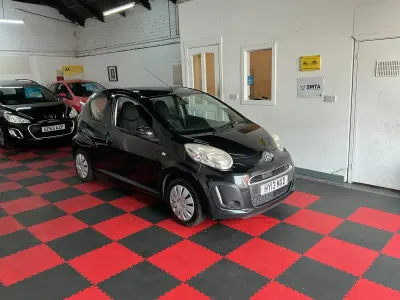 Used Citroën C1 VTR Sport 68 HP (50 kW) 2013 Black Hatchback