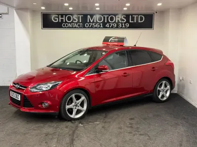 Second-hand Ford Focus Titanium 125 CP (91 kW) 2013 Roșu Hatchback