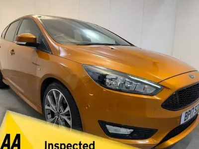 Used Ford Focus ST-Line 120 HP (88 kW) 2017 Hatchback