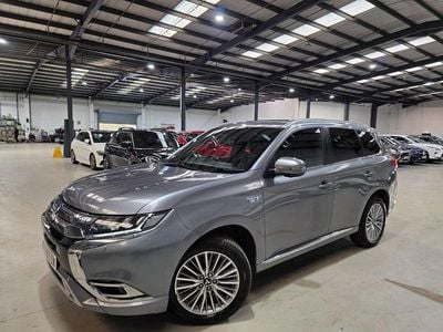 Mitsubishi Outlander P-HEV