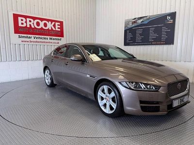Used Jaguar XE Portfolio 180 HP (132 kW) 2016 Bronze Sedan