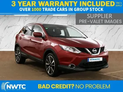 Used Nissan Qashqai Tekna 115 HP (84 kW) 2015 Red SUV