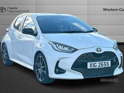 Used Toyota Yaris Hybrid Sport 2023 White Hatchback