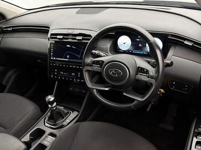 Używany Hyundai Tucson SE 150 KM (110 kW) 2023 Brązowy SUV