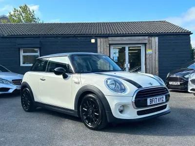 Used Mini Cooper Hatch 136 HP (100 kW) 2017 White Hatchback
