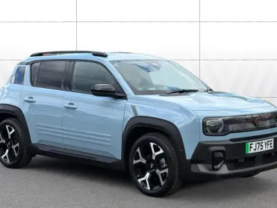 Begagnad Renault R4 Komfort 110 kW (150 HK) 2025 Blå Kombi
