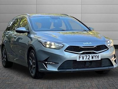 Used Kia Ceed 158 HP (116 kW) 2022 Lunar silver Hatchback