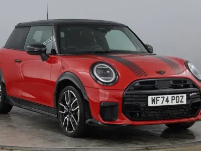 Used Mini Cooper Hatch 154 HP (113 kW) 2024 Red Hatchback