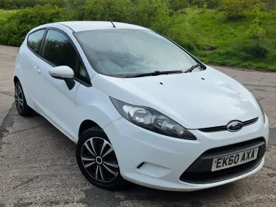 Used Ford Fiesta 2010 White Hatchback