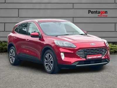 Used Ford Kuga Titanium 150 HP (110 kW) 2021 Red SUV