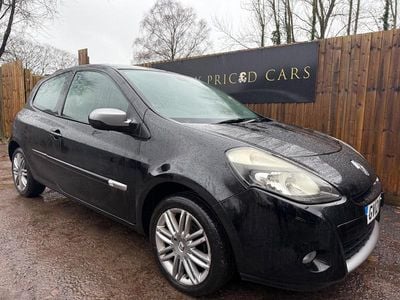 Black Used 2012 Renault Clio IV Dynamique Hatchback | £1,889 (Good price)