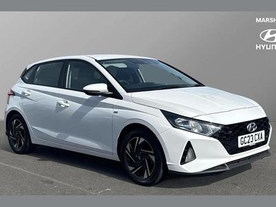 Used Hyundai i20 SE 100 HP (73 kW) 2023 White Hatchback
