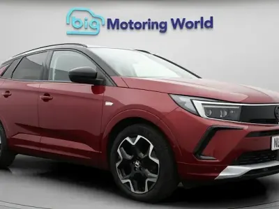 Used Vauxhall Grandland X Ultimate 131 HP (96 kW) 2023 Red SUV