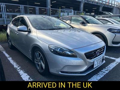 Used Volvo V40 SE 190 HP (139 kW) 2015 Silver Hatchback