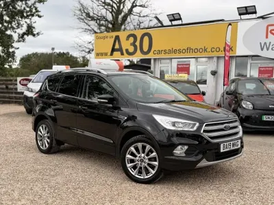 Used Ford Kuga Titanium 150 HP (110 kW) 2019 Black SUV
