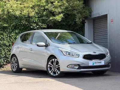 Used Kia Ceed 2015 Silver Hatchback