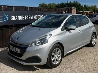 Used Peugeot 208 Active 73 HP (53 kW) 2015 Silver Hatchback