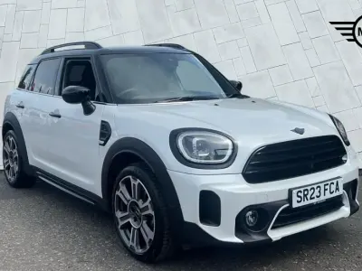 Używany Mini Cooper Countryman Exclusive 134 KM (98 kW) 2023 Biały SUV
