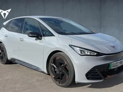 Begagnad Cupra Born e-Boost 169 kW (230 HK) 2024 Halvkombi