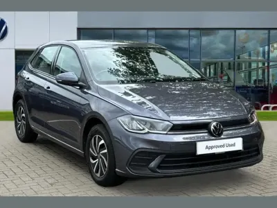 Used VW Polo Life 95 HP (69 kW) 2023 Smokey grey metallic Hatchback