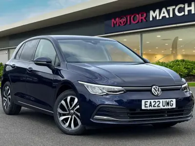Usado VW Golf VIII Active 2022 Azul Utilitario