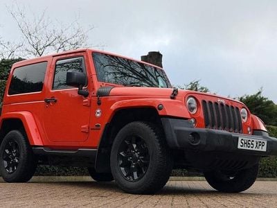 Used Jeep Wrangler Overland 197 HP (144 kW) 2015 Orange SUV