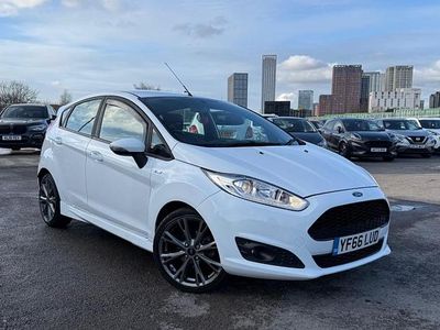 White Used 2016 Ford Fiesta ST-Line Hatchback | £4,488 (Good price)
