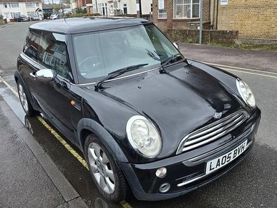 Used Mini Cooper Hatch 116 HP (85 kW) 2005 Black Hatchback