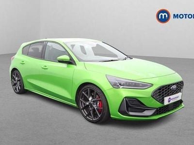 Used Ford Focus ST 280 HP (205 kW) 2024 Green Hatchback