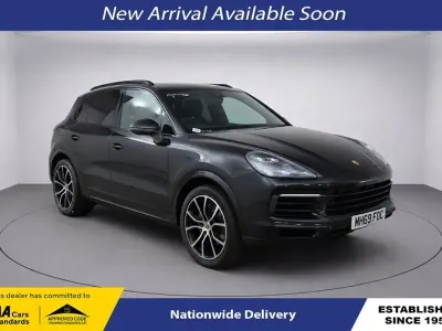 Begagnad Porsche Cayenne 462 HK (339 kW) 2019 Svart SUV