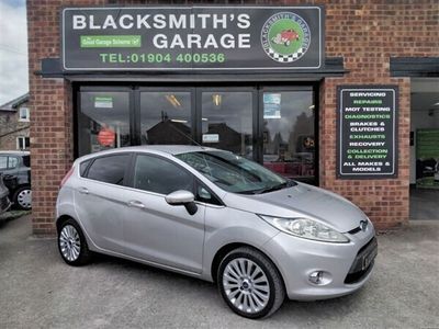 used Ford Fiesta 1.6 TDCi Titanium Hatchback 5dr Diesel Manual (110 g/km, 89 bhp)