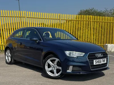 Używany Audi A3 Sport 150 KM (110 kW) 2016 Niebieski Hatchback