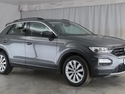 Used VW T-Roc SE 150 HP (110 kW) 2018 Grey SUV