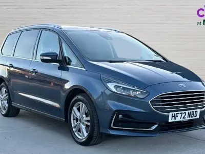 Begagnad Ford Galaxy Titanium 190 HK (139 kW) 2022 Blå Minibuss