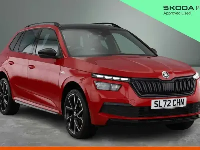Usado Skoda 110 R Monte Carlo 81 CV (59 kW) 2022 Rojo Familiar