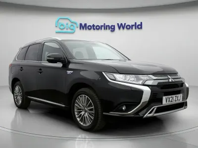 Used Mitsubishi Outlander P-HEV 224 HP (164 kW) 2021 Black SUV