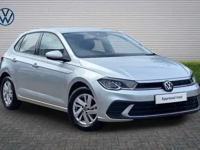 Used VW Polo Life 95 HP (69 kW) 2021 Reflex silver Hatchback