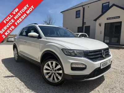 Used VW T-Roc SE 115 HP (84 kW) 2019 White SUV