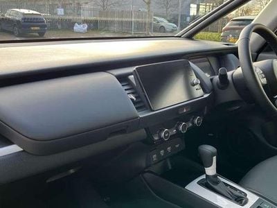 Used Honda Jazz Elegance 122 HP (89 kW) 2025 White Hatchback