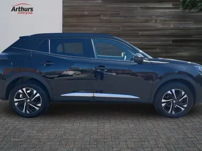 Second-hand Peugeot 2008 Allure+ 129 CP (94 kW) 2023 Negru SUV