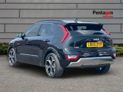 Used Kia Niro 168 HP (123 kW) 2025 Black SUV