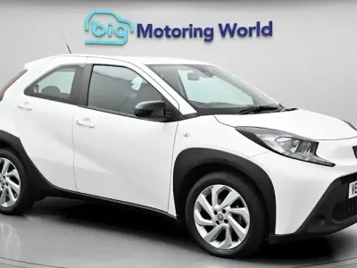 Usado Toyota Aygo X PURE 72 HP (52 kW) 2025 SUV
