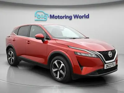 Used Nissan Qashqai N-Connecta 158 HP (116 kW) 2022 Red SUV
