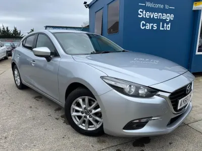 Begagnad Mazda 3 2016 Silver Halvkombi