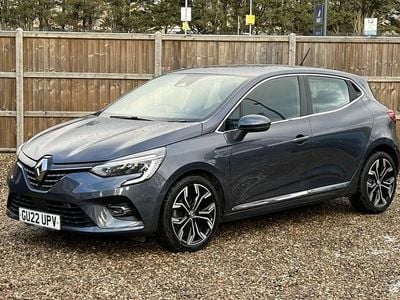 Grey Used 2022 Renault Clio V SE Hatchback | £11,200 (Fair price)